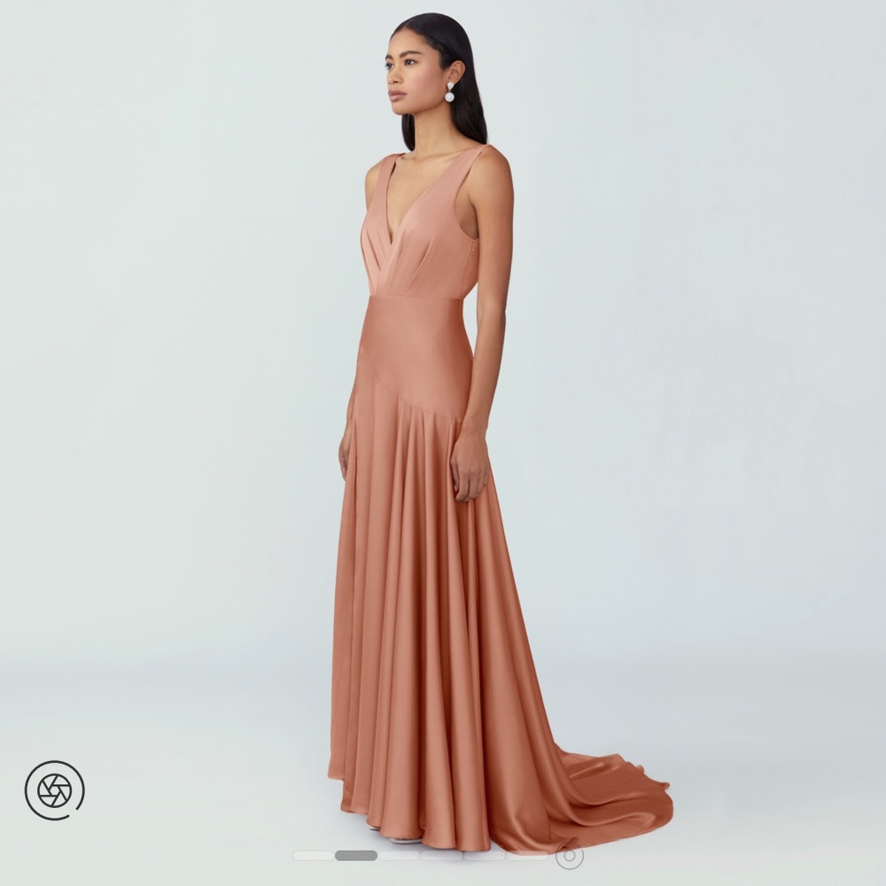 NWT Fame and Partners- Escala dress with train